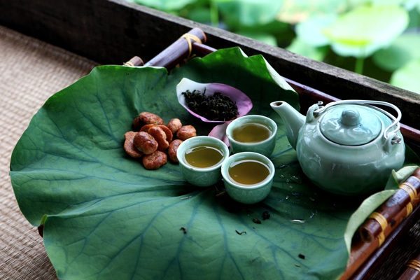 Ngát thơm trà sen Tây Hồ