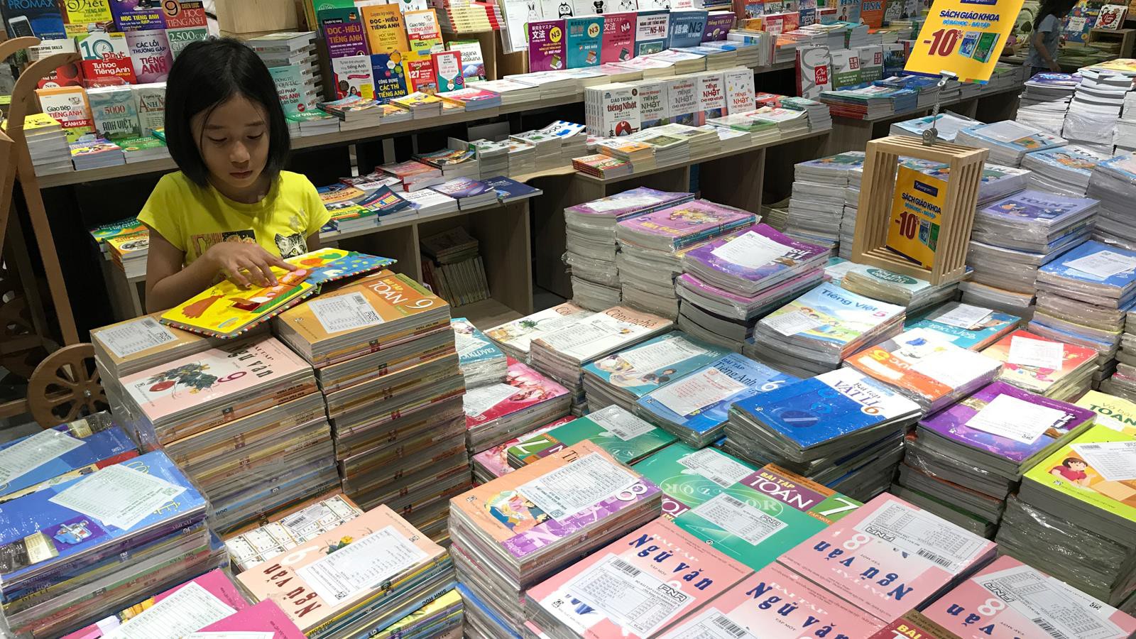 Hà Nội ban hành 4 tiêu chí lựa chọn sách giáo khoa trong cơ sở giáo dục phổ thông
