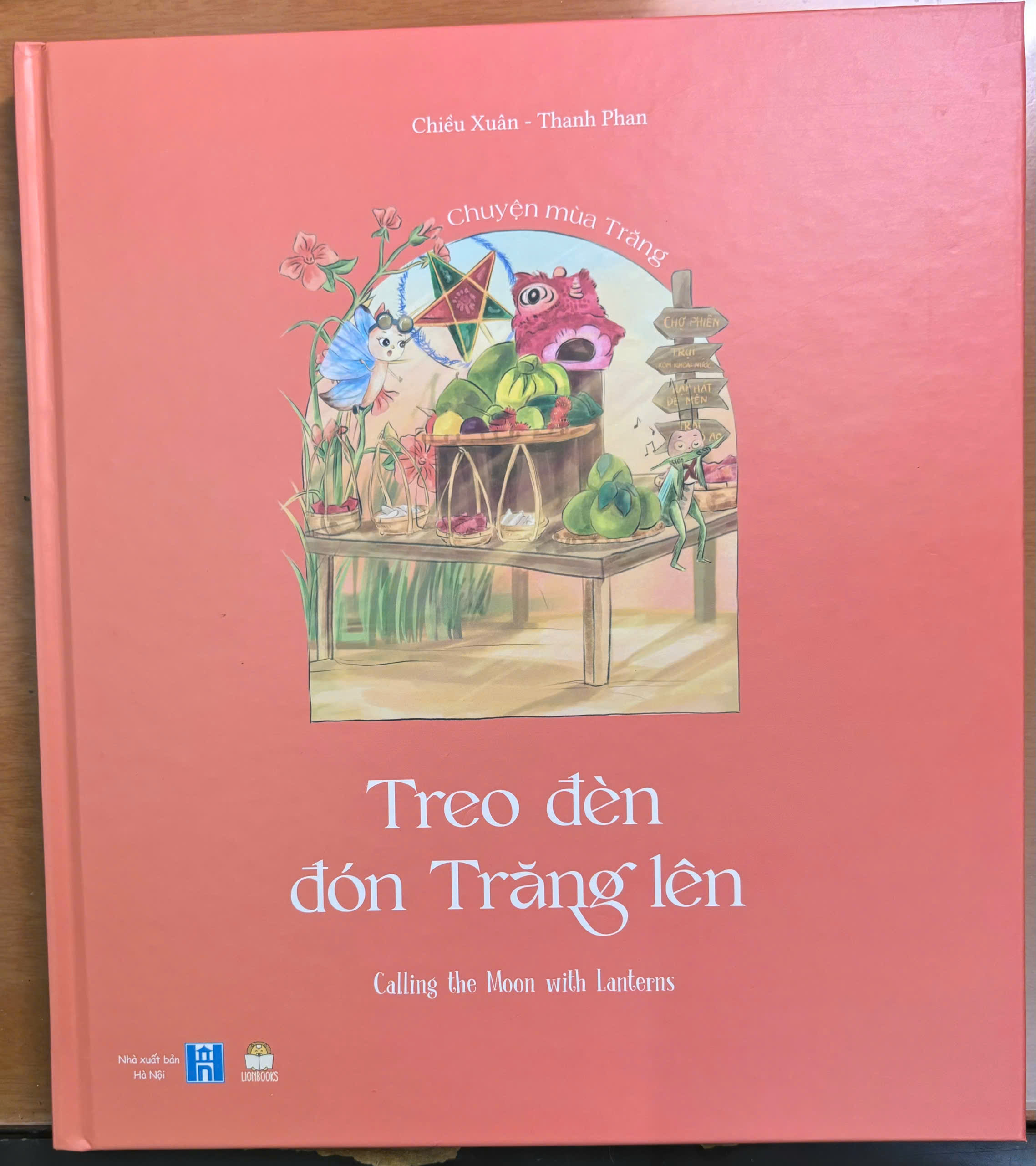 Treo đèn đón Trăng lên
